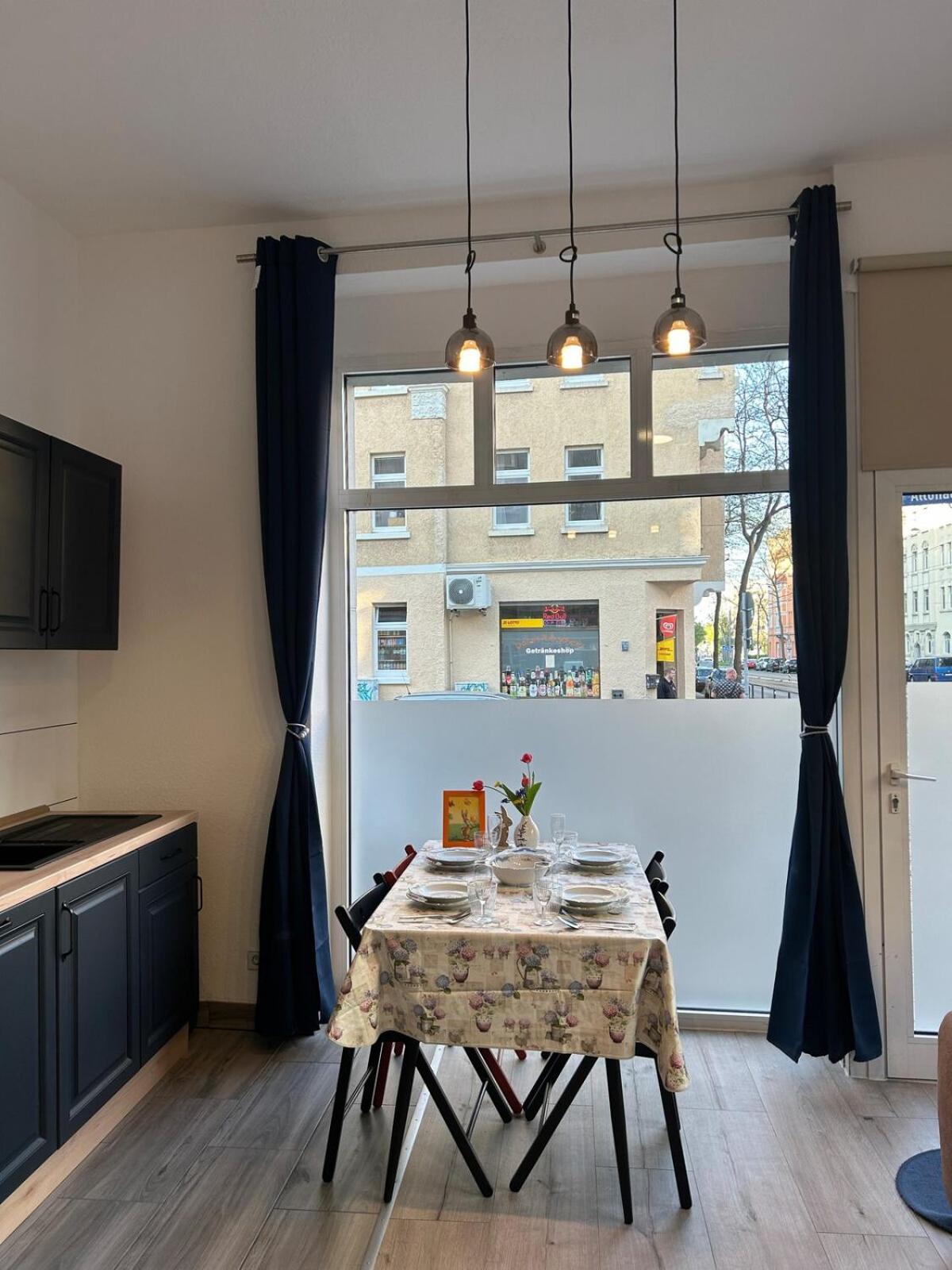 Apartment Sonnige Wohnung, Nur 10 Minuten Bis Ins Zentrum