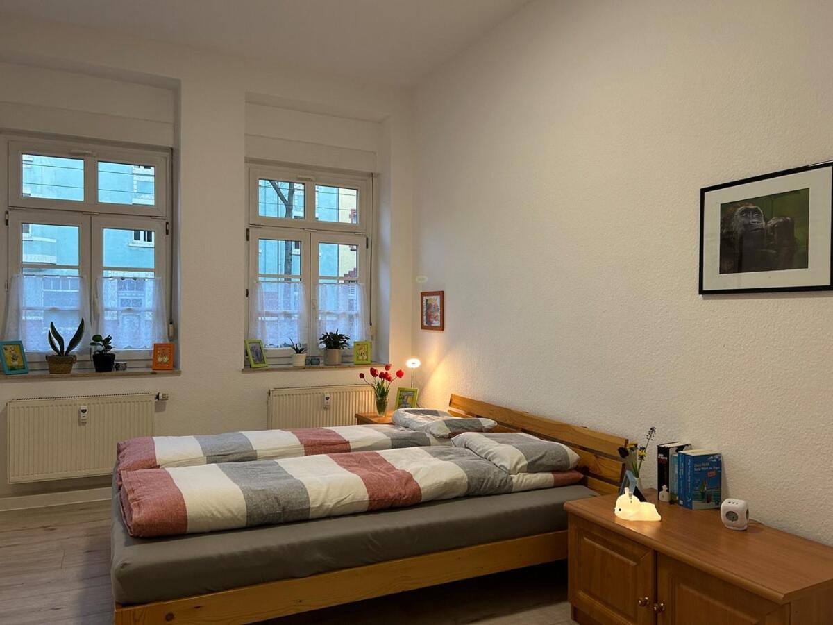 Sonnige Wohnung, Nur 10 Minuten Bis Ins Zentrum Apartment
