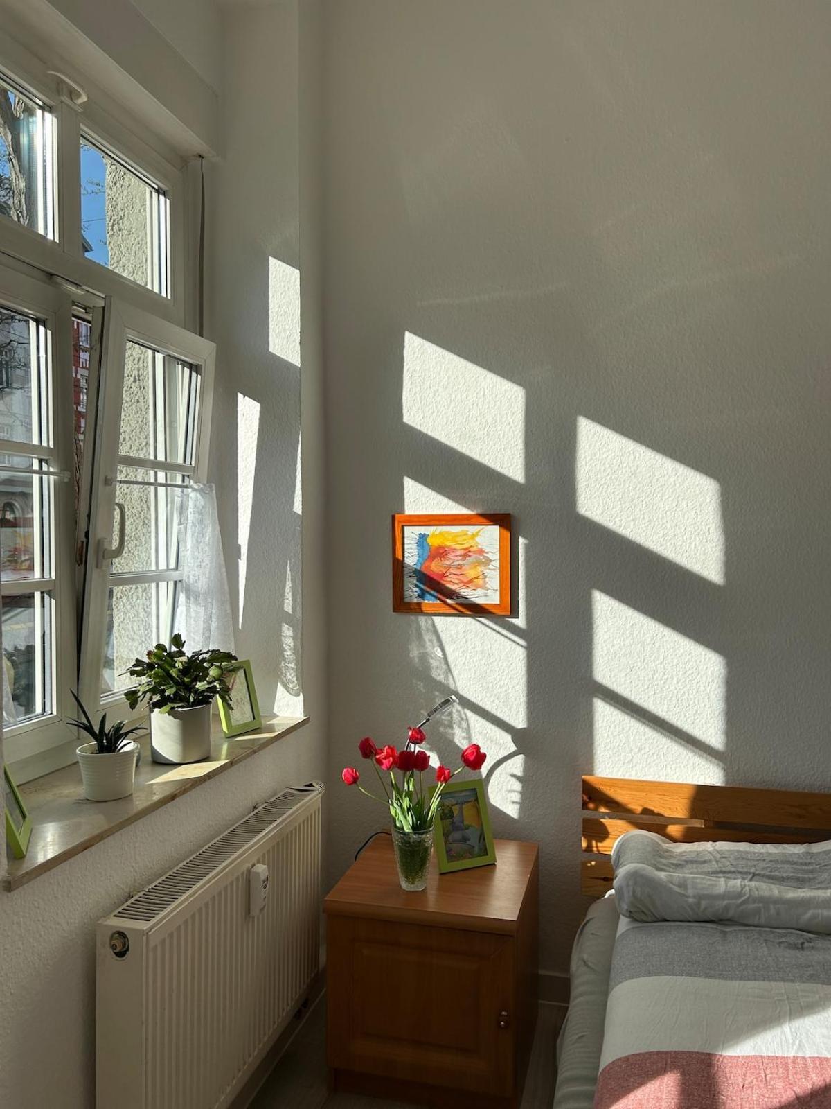 Sonnige Wohnung, Nur 10 Minuten Bis Ins Zentrum Apartment *