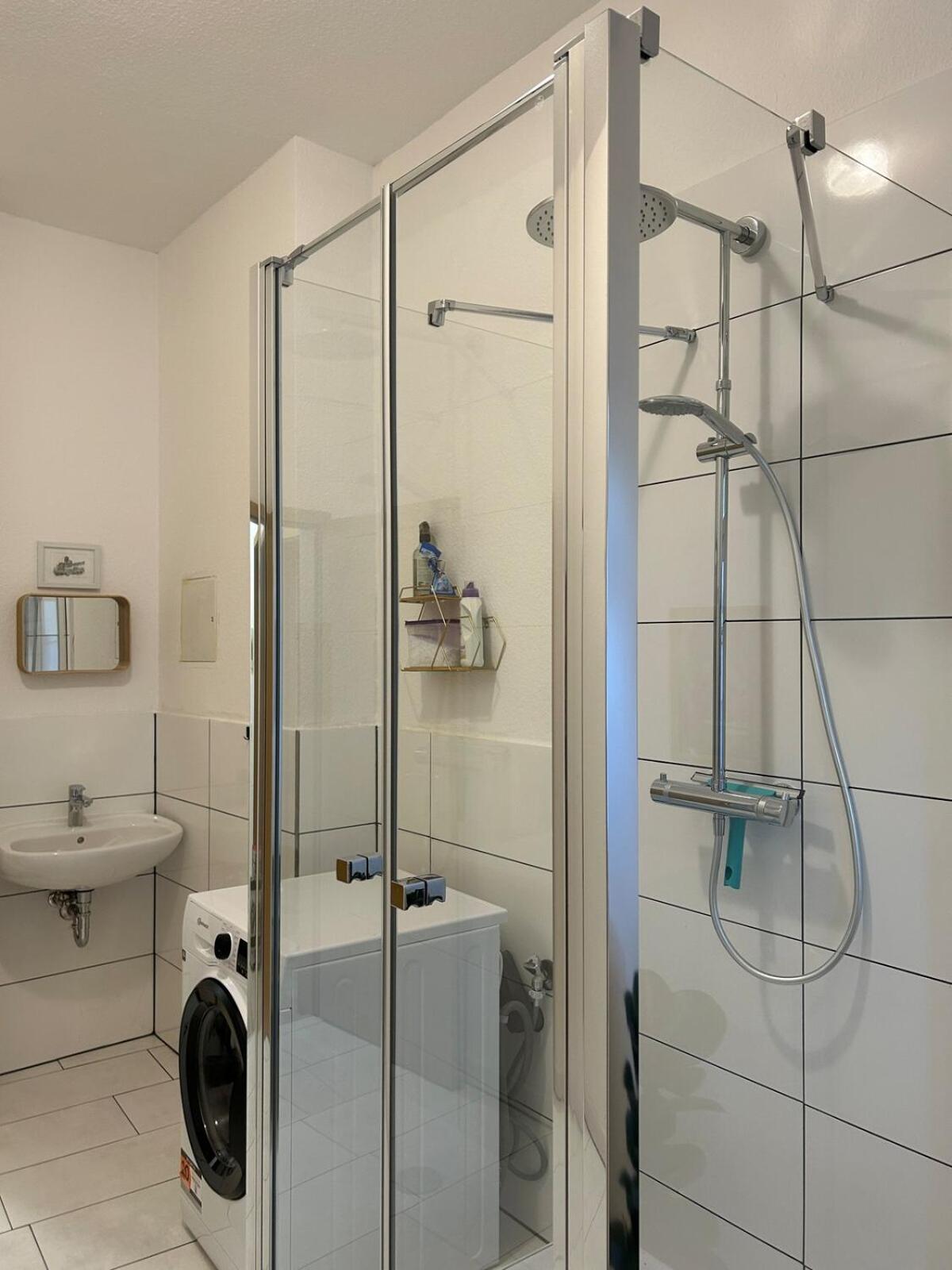 Apartment Sonnige Wohnung, Nur 10 Minuten Bis Ins Zentrum